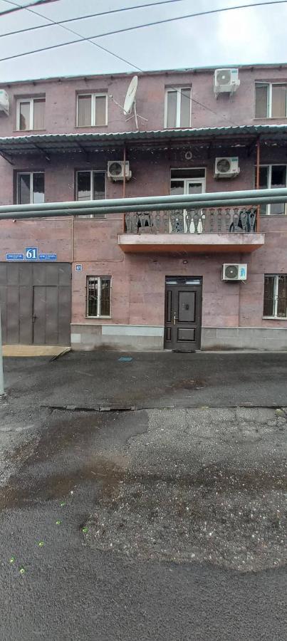 Bonjour House Ξενοδοχείο Γιερεβάν Εξωτερικό φωτογραφία