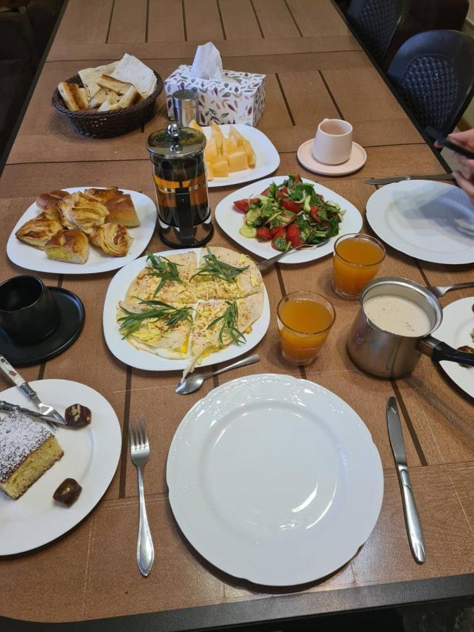Bonjour House Ξενοδοχείο Γιερεβάν Εξωτερικό φωτογραφία