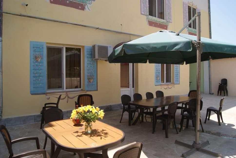 Bonjour House Ξενοδοχείο Γιερεβάν Εξωτερικό φωτογραφία