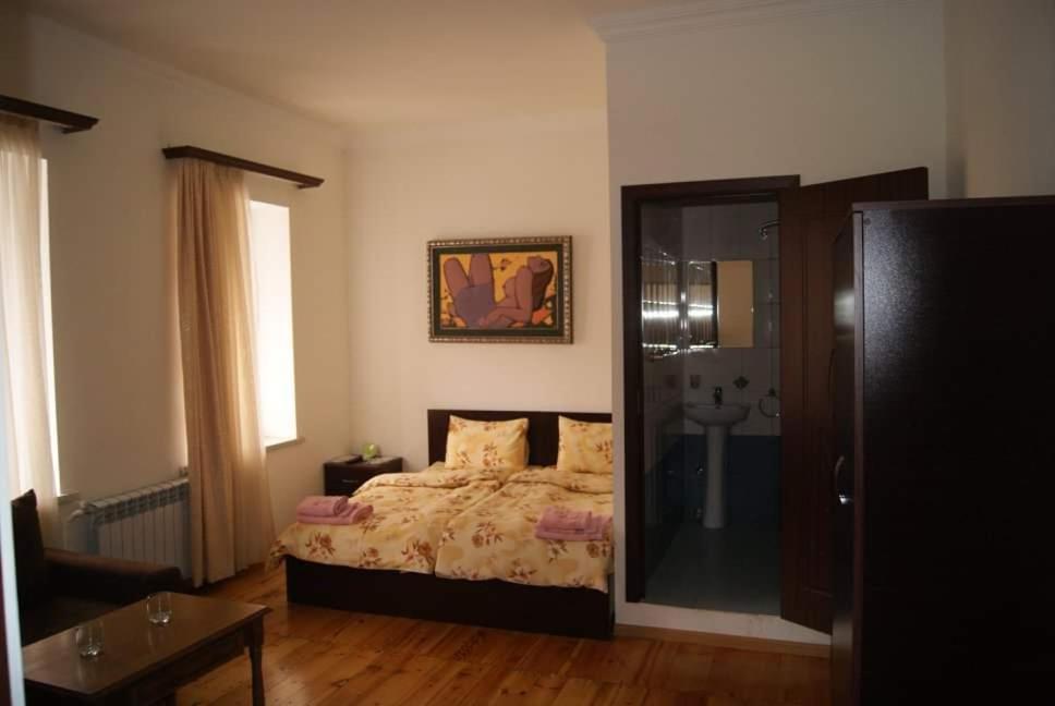 Bonjour House Ξενοδοχείο Γιερεβάν Εξωτερικό φωτογραφία
