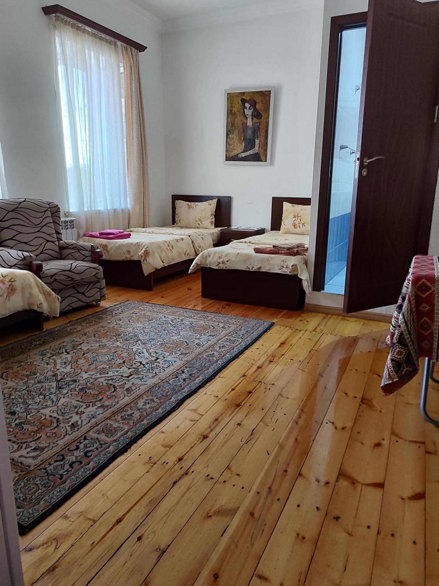 Bonjour House Ξενοδοχείο Γιερεβάν Εξωτερικό φωτογραφία