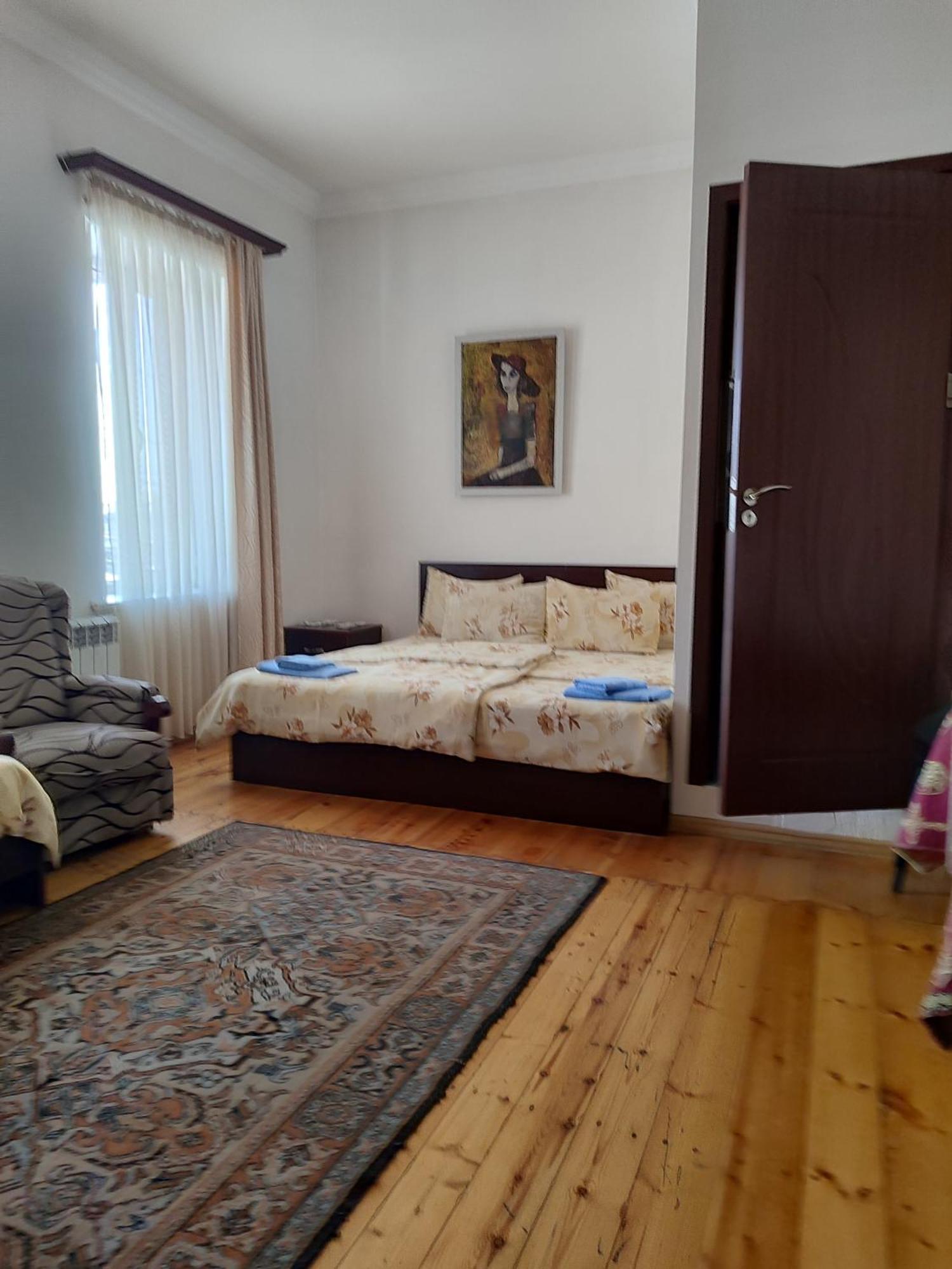 Bonjour House Ξενοδοχείο Γιερεβάν Εξωτερικό φωτογραφία